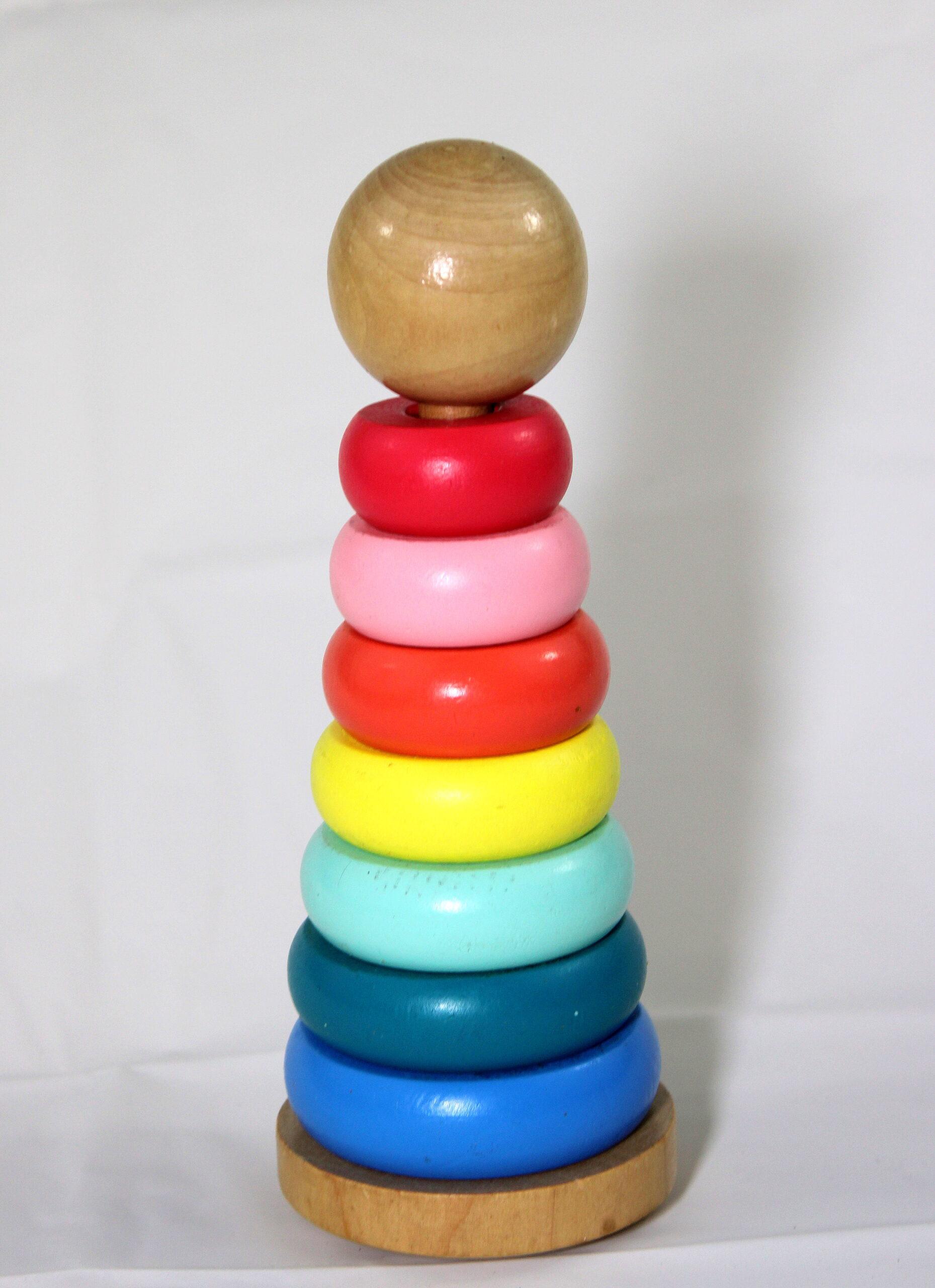 Houten cilinder stapeltoren