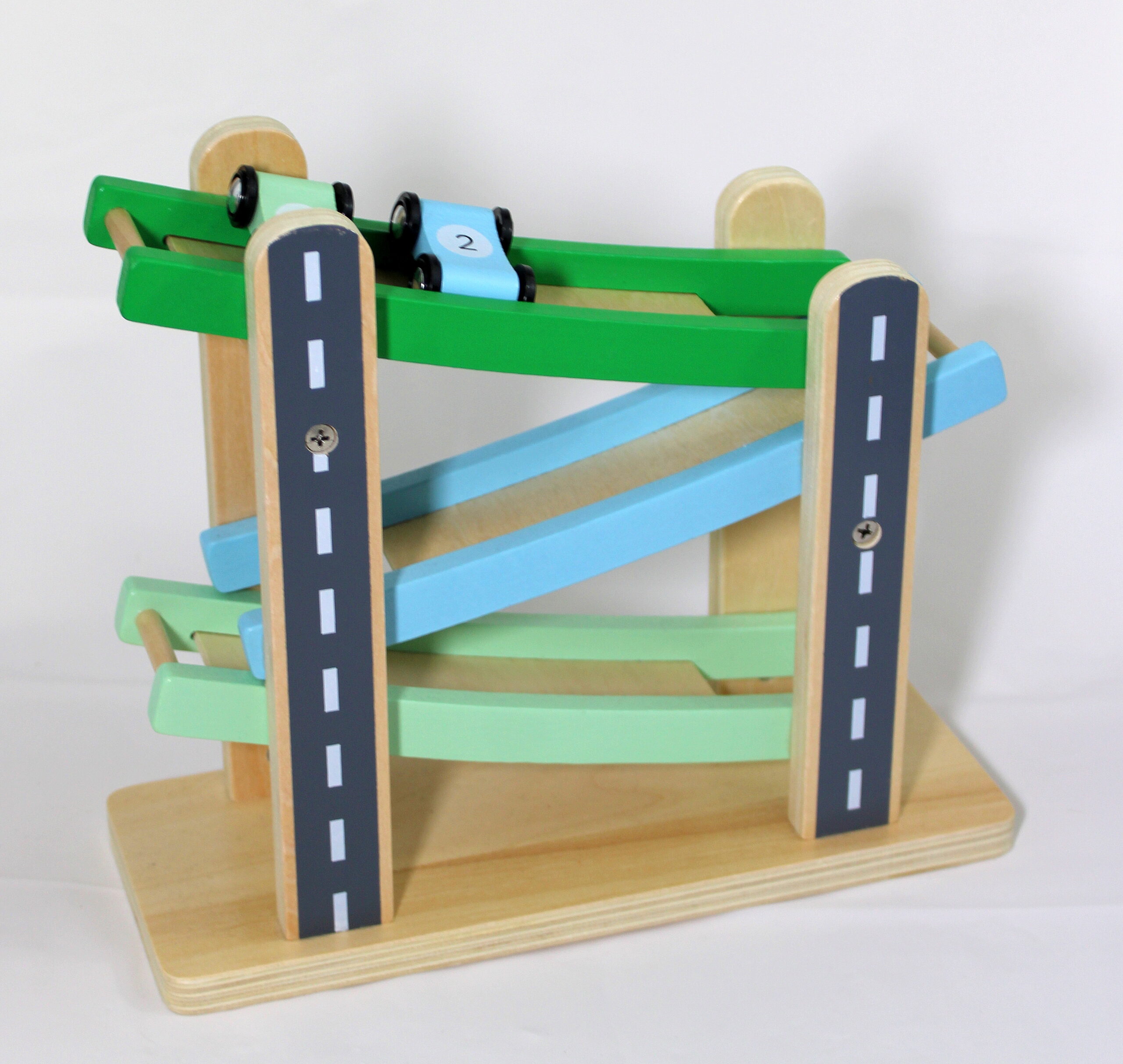 Houten rollerbaan met 2 auto's