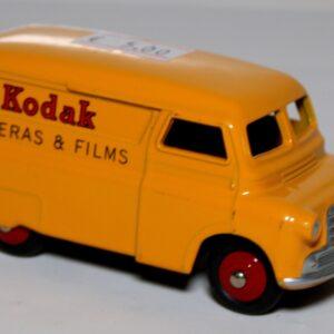 bestelwagen met Kodak-reclame, schaal 1:43