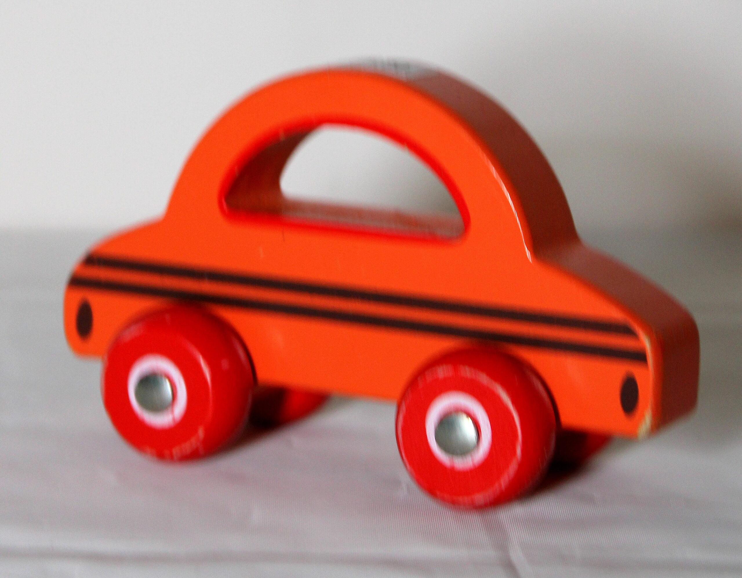 Houten speelgoedauto